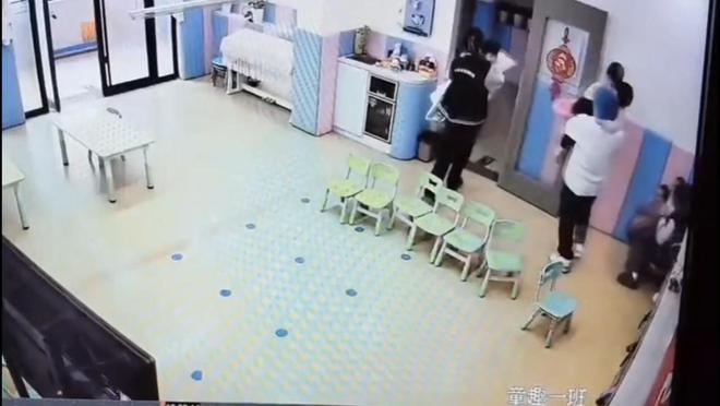 生后续来了！网友表示：这嘉奖是不是低了麻将胡了试玩平台地震中高中生背起同学逃(图9)