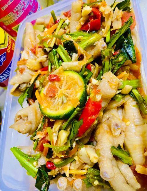 法酸辣开胃带你领略东南亚风情的美食烹饪秘籍麻将胡了免费试玩风味独特的泰式冬阴功汤做(图2)