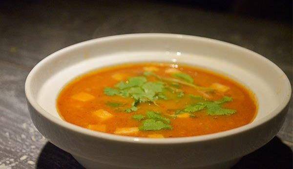 做泰国冬阴功汤又酸又辣又鲜好爽好开胃PG麻将胡了2试玩夏天没食欲教你在家(图2)